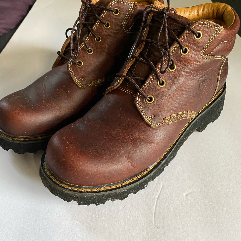 Ariat Brown Leather Lace-Up Women's Boots
